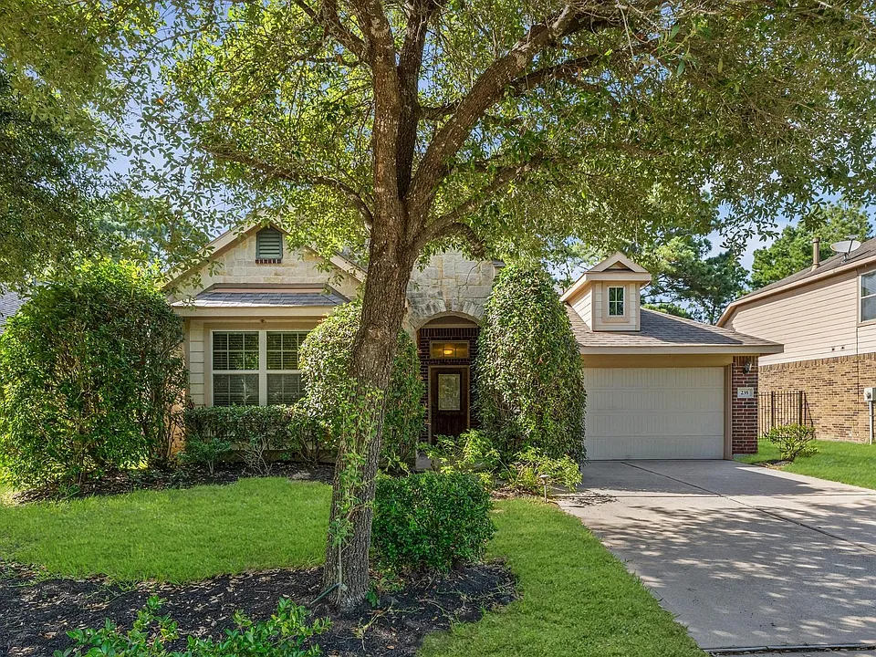 235 New Harmony Trl