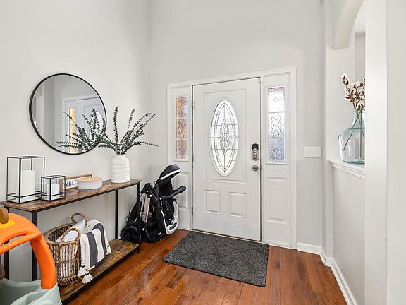 3rd image of 3635 Galloway Ln