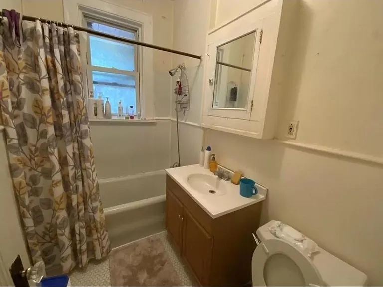 603 Worth St #1 — Photo 8