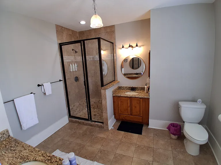 619 Cedar St — Photo 17