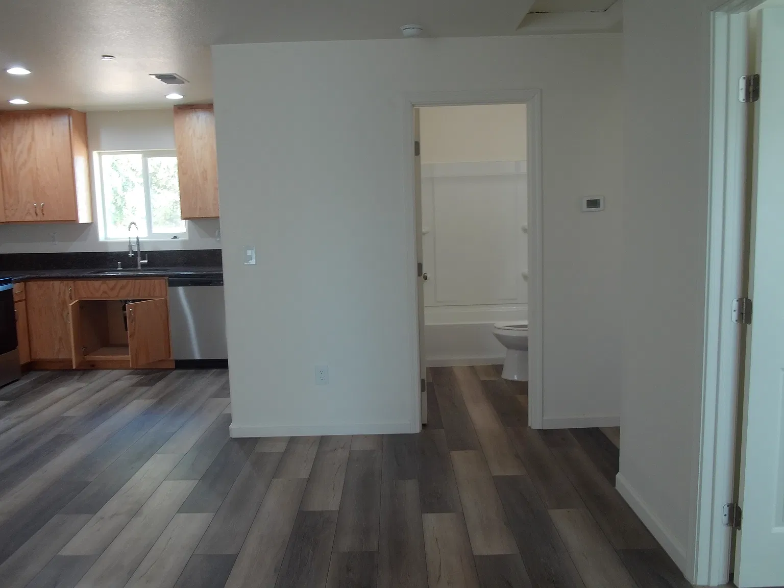 5566 Arboga Road - 4 — Photo 4