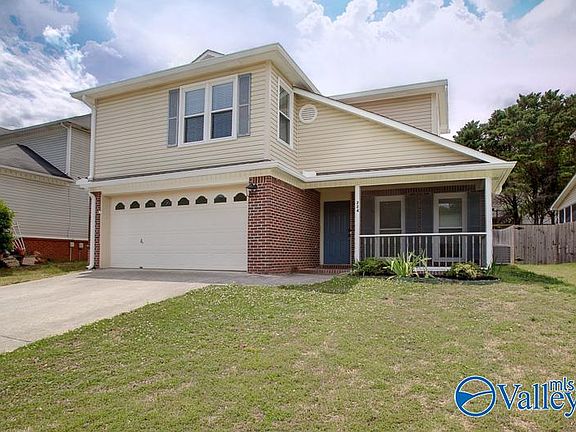 3rd image of 224 Shadowbrook Ln NE