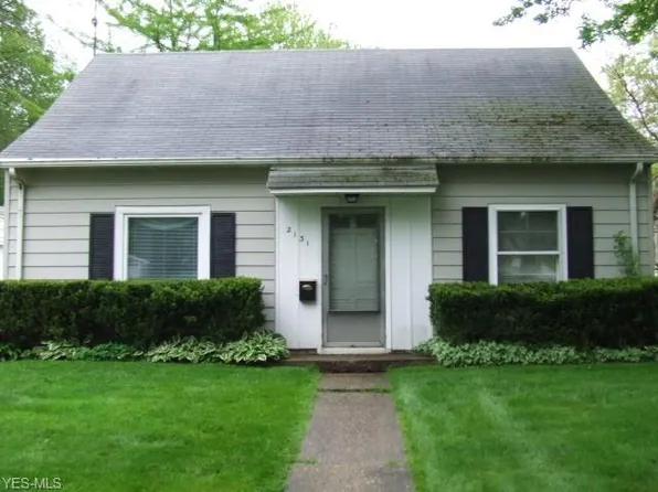2131 Hillside St, Cuyahoga Falls, OH 44221