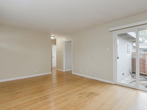 3rd image of 1552 Kentfield Ave