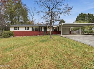5716 Scenic Hills Rd, Knoxville, TN 37912