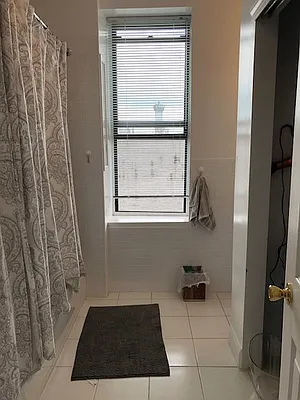 Rented by Cohen Smith Chang LLC | media 11