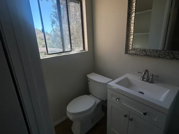1921 Dentro De Lomas, Bonsall, CA