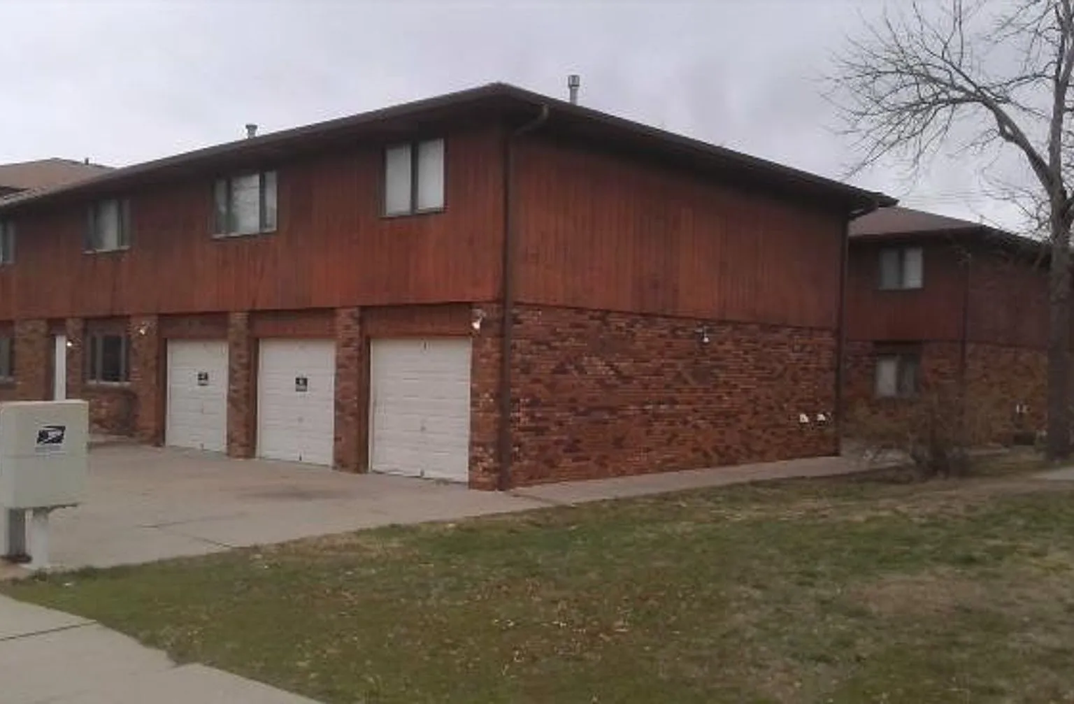 4928 Walker Ave Apartments — Photo 1