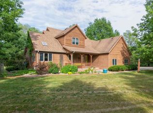 1123 248th St, Waverly, IA 50677