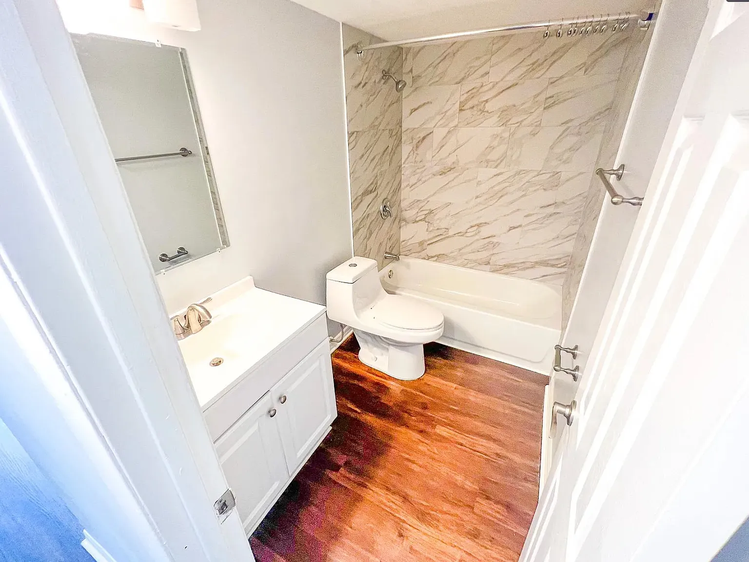 2 bed, 700 sqft, $1,495 — Photo 4