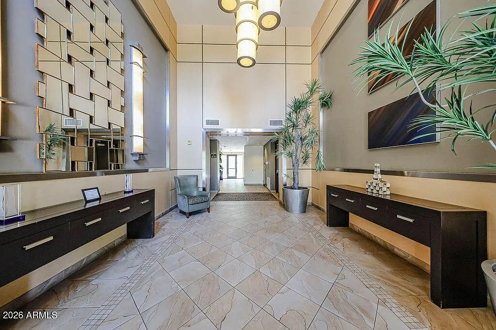 2 bed, 2.0 bath, 1244 sqft, $2,999 — Photo 4