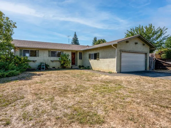835 Yaqui Drive, Ukiah, CA 95482
