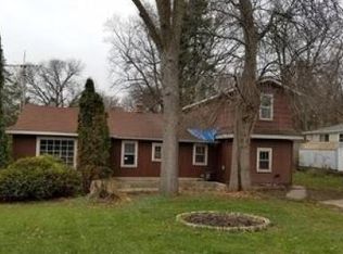 203 Koshkonong Dr, Edgerton, WI 53534