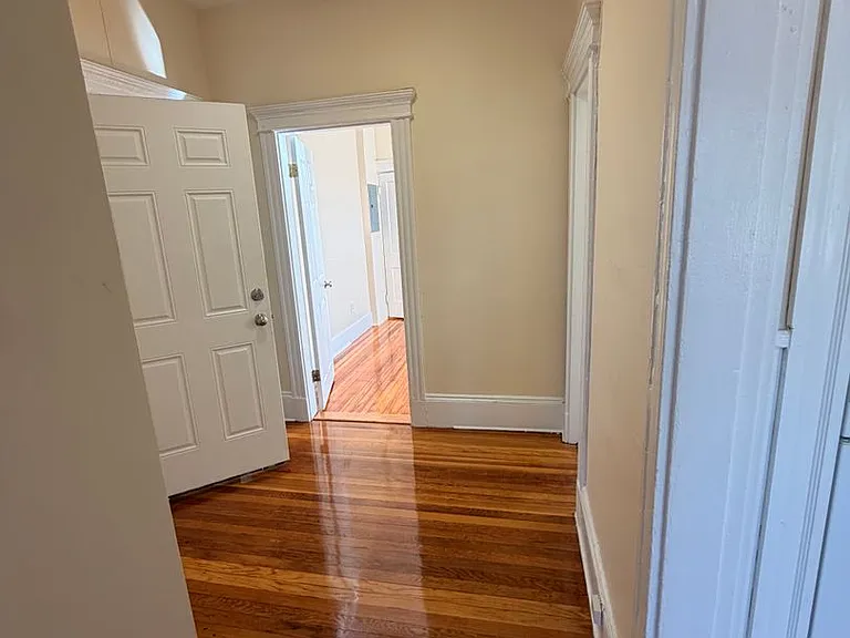 883 Huntington Ave #11 — Photo 4