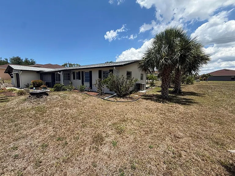 239 Annapolis Ln — Photo 15