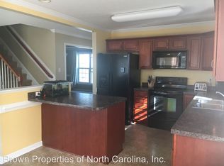 109 Runnymeade Dr, Jacksonville, NC 28540