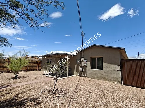 619 S Highland Ave Photo 1