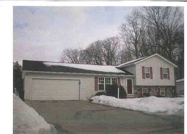 1st image of 2201 Homeacres Dr