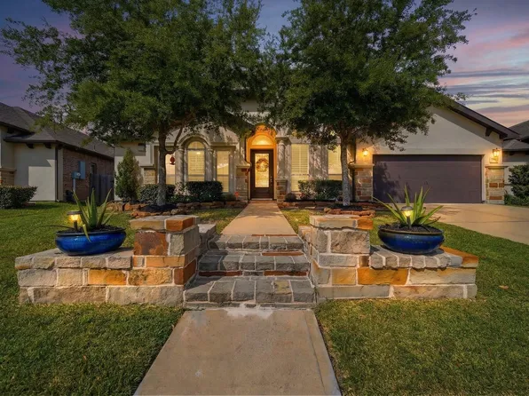 2420 Sky Harbor Ln, Friendswood, TX 77546