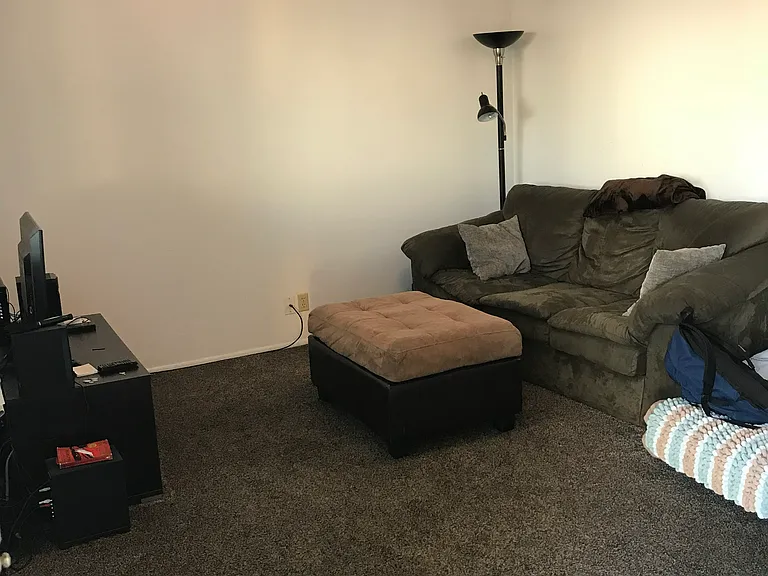 554 N 200 W — Photo 3