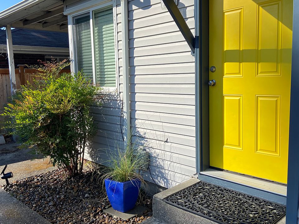 1st image of 6703-6705 Mount Tacoma Dr SW