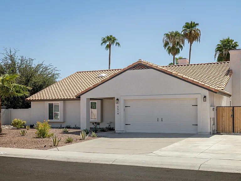 5519 E Kings Ave — Photo 69
