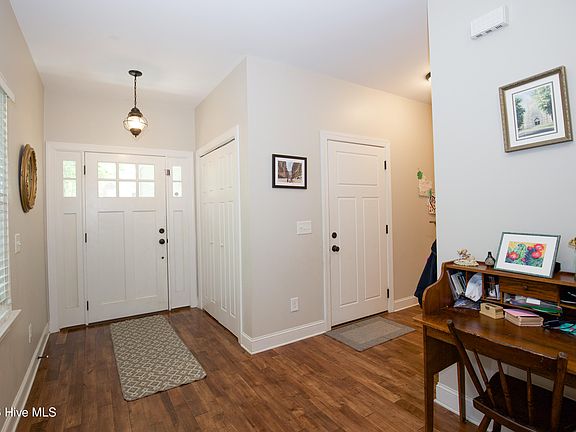 3rd image of 430 N Leak St