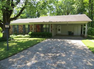13 McGovern Dr, Little Rock, AR 72205