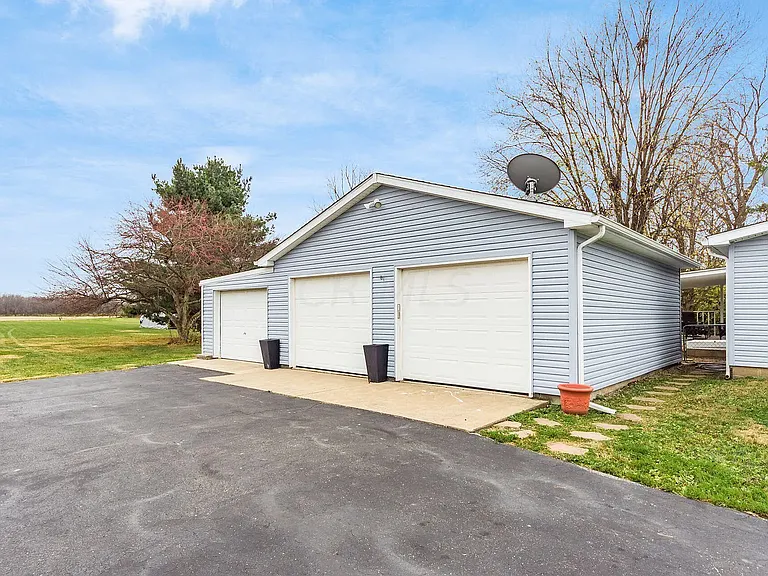10999 Converse Rd — Photo 4