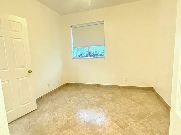 13428 SW 23rd St — Photo 21