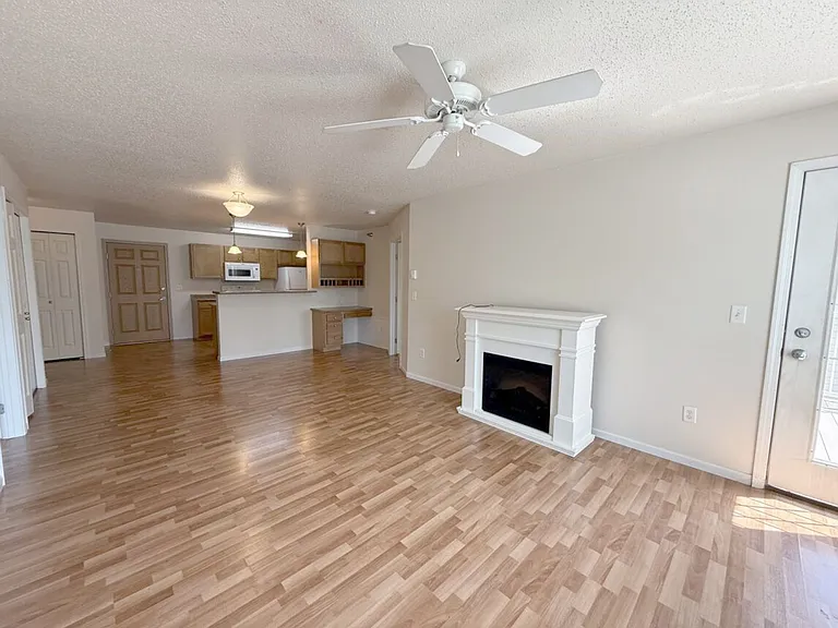 Maple Creek Apartments in South Fargo close to 45th Street — Photo 5