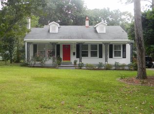 202 N Iroquois Ave, Dothan, AL 36303