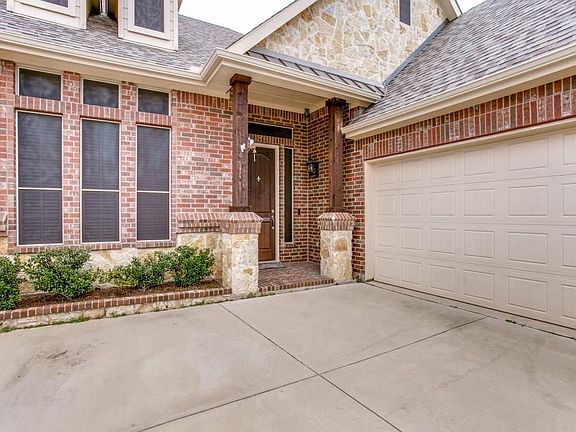 3rd image of 8211 Holly Hock Dr