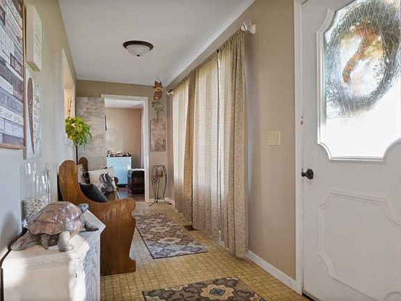 3rd image of 881 County Road 2500 E