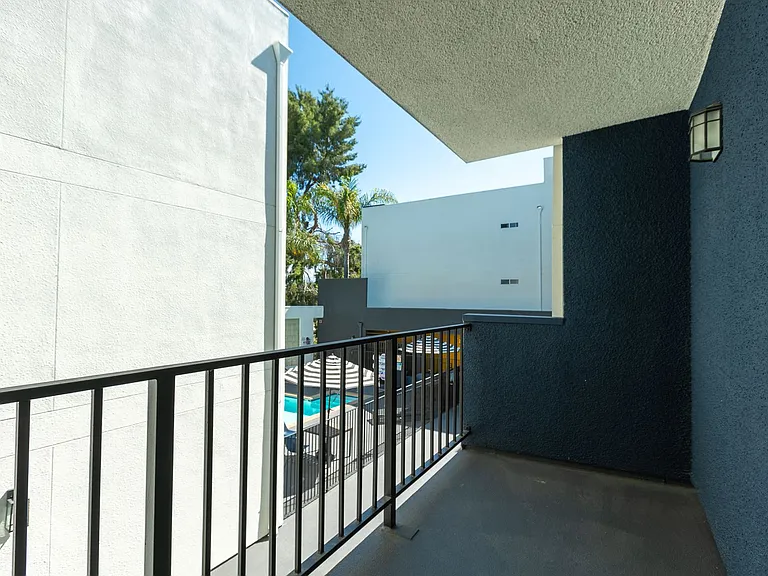 14056 Valleyheart Dr. — Photo 41