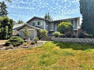 20122 1st Ave NE, Poulsbo, WA 98370