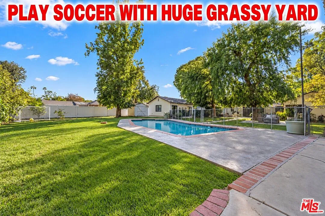 5 bed, 4.0 bath, 2455 sqft, $13,500 — Photo 4