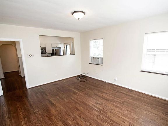 2nd image of 1355 Cryer Ave APT 3