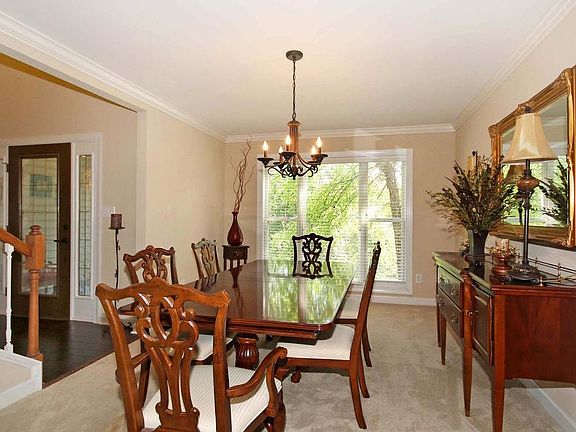 4th image of 203 Harbor Landing Dr