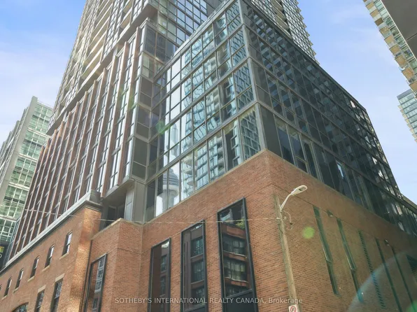 88 Blue Jays Way, Toronto, ON