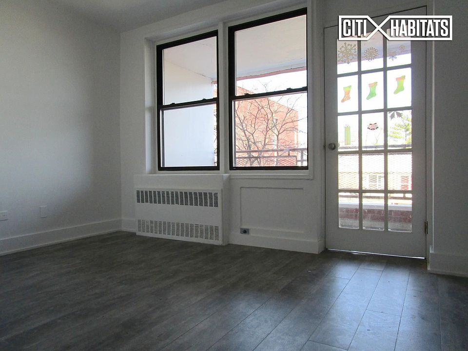1st image of 9425 57th Ave APT 4T