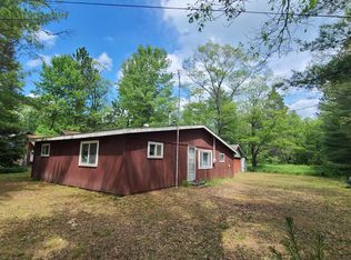 7793 Meridian Line Rd, Johannesburg, MI 49751