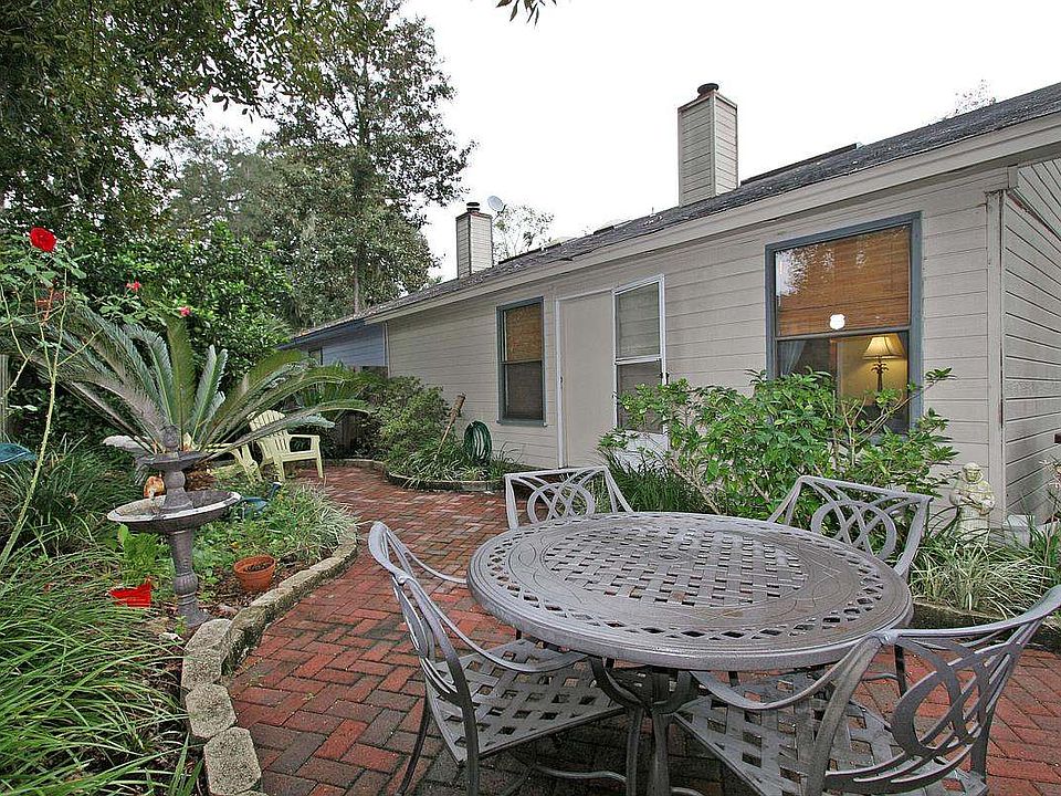 1st image of 3950 Arbor Lake Cir