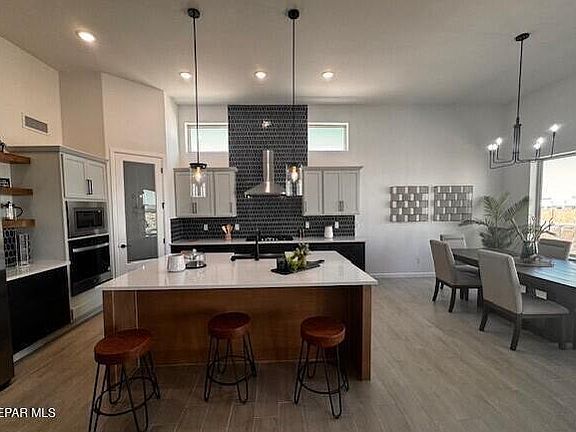 3rd image of 7265 Cimarron Rim Dr