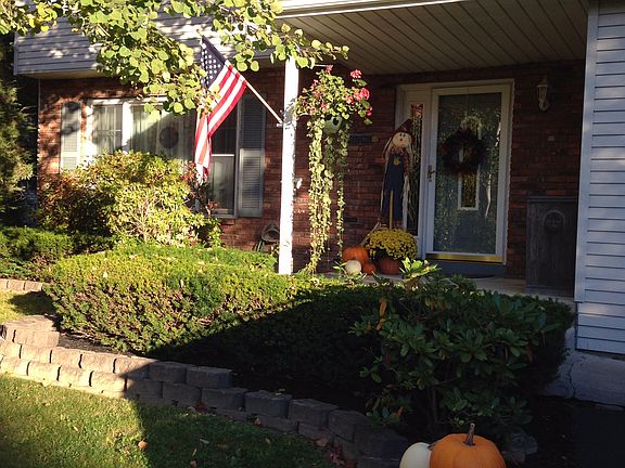 2nd image of 59 Aspen Cir