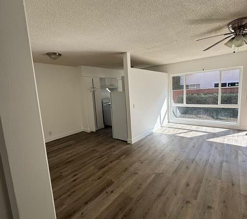 1st image of 10475 National Blvd APT 3