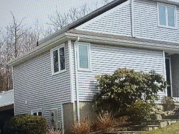 231 Deer Run #231, Shelton, CT 06484