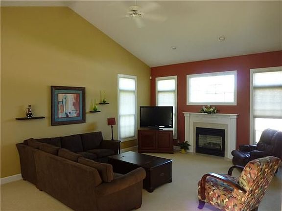 2nd image of 28 Jade Creek Dr