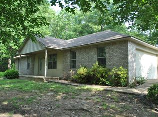 140 Round Mountain Rd, El Paso, AR 72045