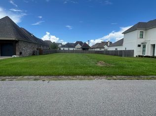 105 Waterfowl Rd, Lafayette, LA 70508